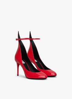 ALAÏA Women's Cherry DECOLLETE PUMPS IN PATENT LEATHER | ALAÏA US Crazy Horse Paris, Best Corset, Paris Summer, Shoes Boots Ankle, Ankle Boots Flat, Mule Sandals, Dress With Cardigan, Small Leather Goods, Mules Shoes