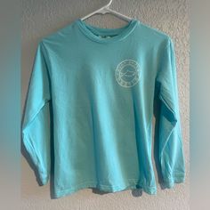 Nwot Washed Never Worn No Rips Or Stains Destin, Florida Surf Style Casual Light Blue Long Sleeve T-shirt, Blue Long Sleeve Shirt With Letter Print, Basic Blue Long Sleeve T-shirt, Blue Long Sleeve Basic T-shirt, Casual Long Sleeve Pre-shrunk Shirt, Casual Long Sleeve Light Blue T-shirt, Blue Pre-shrunk Long Sleeve Shirt, Blue Pre-shrunk Tops For Spring, Pre-shrunk Long Sleeve Shirt For Spring