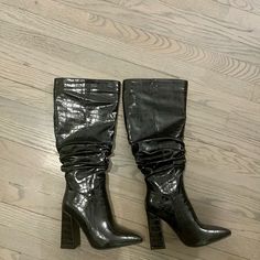 Black Snake Skin Heel Slouchy Boots! Size 6, Never Worn Black Pointed Toe Mid-calf Boots, Black Tall Boots For Night Out, Tall Black Boots For Night Out, Black Mid-calf Boots For Night Out In Fall, Snake Skin Boots, Black Snake Skin, Snake Boots, Boots Outfits, Boots Knee High