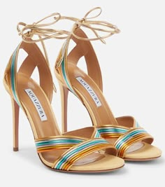 Aquazzura Sandals, Comfortable High Heels, Pretty Heels, Fashion Shoes Sandals, Fancy Shoes, Casual Heels, Carrie Bradshaw, Fashion High Heels, Head Over Heels