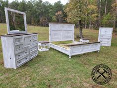 three pieces of furniture sitting in the grass