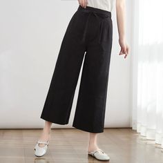 "★★ Welcome to my Ylistyle shop！！！ Everyone must have a pair of black linen pants, \"Yes, this is it\". Minimalist but elegant style, back elastic waist and lovely front belt, straight leg line and ankle length give you beautiful long leg in summer, easily with tops, just bring it home! All our orders are tailor-made for you. specially made for you. I design new styles every week, please collect my store. I believe that you will meet your favorite styles. ★★Feature More Color: https://etsy.me/3M Black Wide-leg Summer Capris, Black Wide Leg Ankle-length Pants With Pockets, Black Linen Ankle-length Pants, Black Ankle-length Linen Wide Leg Pants, Black Wide-leg Pants With Elastic Cuffs, Wide Leg Pants Summer, Women Wide Leg Pants, Long Wool Skirt, Summer Linen Pants