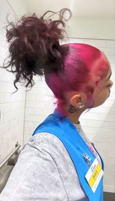 Dyed Roots On Black Hair, Skunk Dye, Purple Natural Hair, Pink And Black Hair, Natural Hair Bun Styles, Mixed Curly Hair, Sleek Ponytail Hairstyles