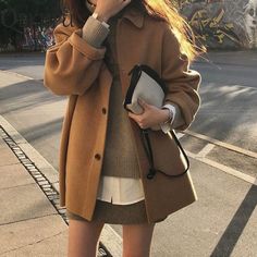 Green Monday, Coat Streetwear, Single Breasted Coat, Fall Coat, Coat Outfits, Woolen Coat, Mode Inspo, Fall Jackets