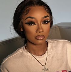 Eyeliner Makeup Looks, Makeup Blackgirl, Brown Makeup Looks, Dramatic Eyeliner, Natural Prom Makeup, Natural Eyeliner