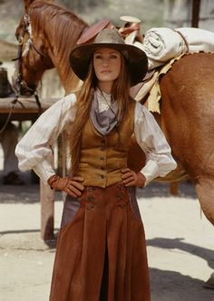 Wild West Costumes, Wild West Outfits, Traje Cowgirl, Dandy Look, Dr Quinn Medicine Woman, Dr Quinn, Wild West Party, Western Costumes, Wilde Westen