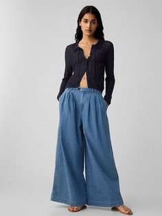 Gap Wide Leg Denim Bottoms, Gap X Doen, Gap Washed Denim Jeans, Gap Medium Wash Denim Pants, Gap Washed Denim Bottoms, Gap Women, Slim Fit Casual Shirts, Gap Jeans, High Rise Denim