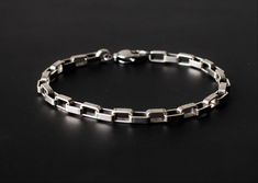 Free shipping, Mens Silver Bracelets, Mens Bracelet, Mens Chain Bracelet, Elegant Bracelet For Men ,Mens Jewelry, Men Bracelet Gift, Father's Gift,Husband Gift,Birthday Men's Gift. Simple and elegant bracelet Chain made of Oxide Silver Plated 4 mm. I will be happy to question or special request My jewelry is made with lots of love and attention Packed and ready for gift...or keeping for you Thanks for visiting my shop Mens Chain, Anklet Designs, Bracelet Elegant, Gift Husband, Birthday Gifts For Husband, Men Bracelet