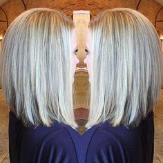 Long Inverted Bob, Straight Bobs, Longbob Hair, Icy Blonde Balayage, Inverted Long Bob, Angled Bob Hairstyles, Balayage Blond