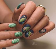 Beach Nails Art, 2023 Spring Nails, Summer Nail Color, Best Summer Nail Color, Tape Nail Art, 2023 Beach, Nail Color Trends, Cute Spring Nails