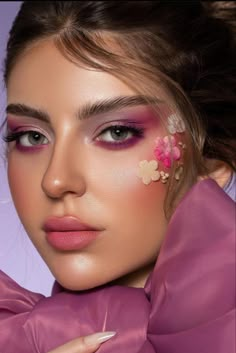 Bold Makeup Looks For Photoshoot, Spring Inspired Makeup Looks, Makeup With Flowers, Flower Inspired Makeup, Floral Makeup Looks, Floral Eye Makeup, High Fashion Makeup Editorial, Editorial Makeup Photography, Bohemian Makeup