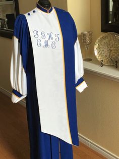 Cassocks and Specialty Choir Robes - Discount Choir Robes Choir Robes, Choir, Web Hosting