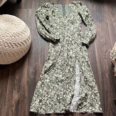 Reformation Floral Green Dress Green Floral Dress, Green Dress, Womens Dresses, Green, Dresses, Floral, Women Shopping