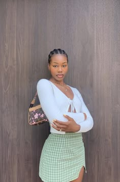 Classy Winter Outfits, Cute Skirt Outfits, Black Femininity, Workout Aesthetic, Mint Chocolate, Cute Skirts, Teenage Fashion Outfits, Outfits Casual