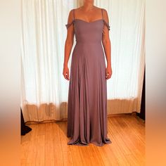 Reformation - “Poppy Dress” In Orchid - Size 8 Fits Like A Glove And It’s A Beautiful Dress But I’m Never Going To Wear It. This Was A Bridesmaids Dress For A Summer Wedding (In Miami, Fl) And The Fabric Was Much Heavier Than I Thought. Too Warm For 85 Degree Weather. Would Be A Great Dress For Weather In The 70s. Brand New. Perfect Condition. For Fit Reference I Am: 5ft 10in Tall, 160 Lbs, 34b And A Size 8 In Most Dresses. This Has An A-Line Silhouette So It’s Flattering Whether You Have Small Smaller Hips, Poppy Dress, Curvy Hips, Bridesmaids Dress, Reformation Dresses, The 70s, Miami Fl, Summer Wedding, Beautiful Dresses