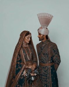 Royal Sherwani For Groom, Pakistani Groom Outfits, Pakistani Wedding Photoshoot, Pakistani Shadi, Sabyasachi Bridal Collection, Royal Indian Wedding, Indian Wedding Bride, Desi Wedding Dresses, Persian Wedding