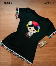 Candy Decorations, Mexican Party, Craft Time, T Shirt Diy, Upcycle Clothes, Line Design, Teacher Shirts, All About Fashion, Diy Clothes