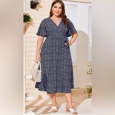 New Pit To Pit 22. Length 49 Material 98 Polyester 2 Spandex Big Size Fashion Dress, Plus Size Spring Dresses, Kaftan Styles, Big Size Fashion, Ditsy Floral Dress, Classy Dress Outfits, African Fashion Dresses, Ditsy Floral, Plus Size Dress