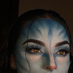 eva martinez 💓 on Instagram: "Starting off the Halloween season with AVATAR😏💙 Make sure to book me for all of your Halloween looks this month!🥰 DM me to book!!  #westtexasmua #westtexasmakeupartist #makeupartist #mua #halloweenmakeup #halloweenmakeuplook #avatar" Avatar Makeup Halloween, Avatar Birthday Party Ideas, Avatar Inspired Makeup, Avatar Kiri, Prettiest Makeup, Weird Makeup, Purim Costume, Avatar Makeup, Avatar Halloween