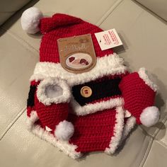 Nwt - So ‘Dorable Baby Santa Xmas Outfit - Hand-Crocheted With Faux Fur Trim - Absolutely Adorable For Baby’s First Christmas Pics Baby Santa Outfit, Charlie Brown Tree, Baby Santa, Xmas Outfit, Make Your Own Story, Classic Christmas Movies, Xmas Outfits, Christmas Pics, Baby Fashionista