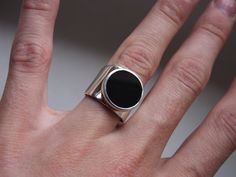 Onyx Geometric Ring Sterling silver Made to order in by aforfebre Round Stone Ring, Onyx Colour, Geometric Ring, Minimalist Rings, Shiny Silver, Black Stone, Ring Sterling Silver, Stone Ring, Unique Rings