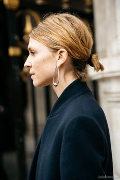 Clemence Poesy Hair, French Hair Care, Dramatic Gamine, Underdye Hair, French Girl Hair, Clemence Poesy, Chic Hair, Hair Arrange, French Hair