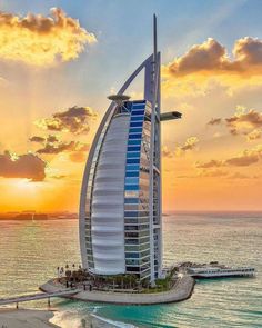 Everything You Need To Know When Booking Burj Al Arab Jumeirah in Dubai for Your Destination Wedding Dubai Destinations, Dubai Vacation, Dubai Aesthetic, Best Honeymoon Destinations, Honeymoon Spots, Luxurious Hotel, Dubai Luxury, Most Luxurious Hotels