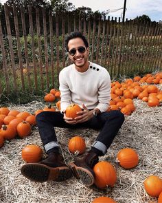 Men Pumpkin Patch Outfit, Pumpkin Patch Outfit Men, Friendsgiving Outfit, Master Blaster, Outfits Guys