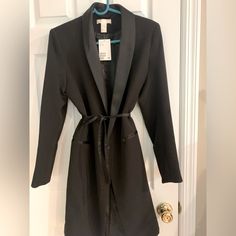 Elegant Tuxedo Style Shirt Dress, Wear With Heels For Cocktail Party Or Even As A Jacket ! Style Shirt Dress, Tuxedo Shirt Dress, Tuxedo Shirt, Tuxedo Style, Tuxedo Dress, Tuxedo Shirts, Hm Dress, H M Dresses, Style Shirt