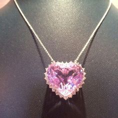 Pink Natural Kunzite And Diamond Women Necklace Pendant 36 Ct. Gold | HarryChadEnt.com Sister Necklace Set, Heart Core, 21 Party, Character Jewelry, Party Like A Rockstar, Pink Heart Necklace, Necklace Chain Types, Necklace Top, Bling Fashion