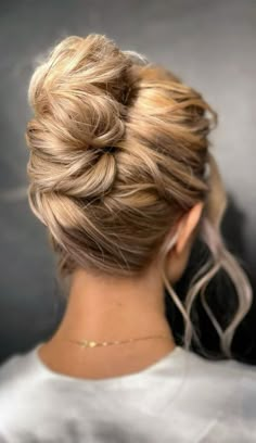 Chic Updos To Elevate Your Hair Game : Modern Voluminous French Twist High Updo Wedding Medium Length Hair, Wedding Updo With Volume, Modern Bouffant Hair, Wedding Twist Hairstyles, Wedding French Twist Updo, French Twist Updo Curly Hair, Bridal Hair French Twist, Wedding Hair French Twist, French Updo Twist