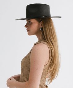 Sophisticated. Refined. Timeless. The Carmen is expertly handcrafted, featuring a crosshatch woven pattern molded into a teardrop crown + wide flat brim. Featuring a Gigi Pip embossed, genuine leather band for an elevated finish. This hat also comes with a protective duster bag to keep your hat safe for storage + travel. Gigi Pip, Halo Style, Wearing A Hat, Woven Pattern, Find Color, Felt Hat, Fedora Hat, Wide Brimmed, Fashion Pictures