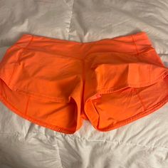 Nwot In Excellent Condition- Barely Worn Just Got Wrong Size Lululemon Bags, Sports Clothes, Casual Preppy Outfits, Birthday List, Summer Fits, Dream Clothes