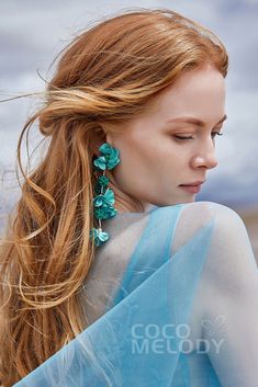 Graceful Flower Wedding Earrings with Beading #HG18003 | Cocomelody #cocomelody #weddingearrings #bridalearrings #weddingjewelry Coppery Red, Bohemian Woman, Red Copper Hair Color, Portrait Reference, Natural Red Hair, Face Portrait, Portrait Photography Women, Ginger Girls, Milla Jovovich