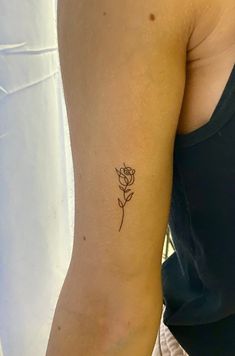 Small Rose Temporary Tattoo set of 2Floral TemporaryEtsy Tato Minimal, Cute Simple Tattoos, Basic Tattoos, Small Rose Tattoo, Ganesha Tattoo, Small Pretty Tattoos, Petite Tattoos, Small Hand Tattoos, Cute Tattoos For Women