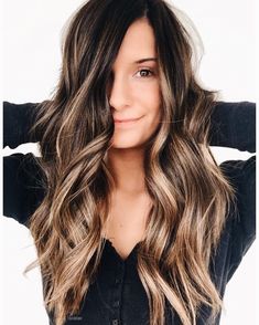 Timeless Elegance: Hairstyles for Long Hair Brunette Bayalage, Brown Bayalage Hair, Brown Bayalage, Instagram Light, Hair Artist