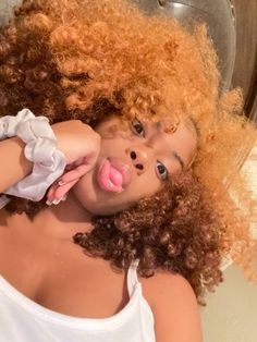 Orange Curly Hair Black Women, Dyed Curly Hair Honey Blonde, Honey Blonde Hair On Black Women Natural, Orange Dyed Curly Hair, Dyed Afro Hair 4c Ginger, Hair Dye Ideas For Curly Hair, Dyed Hair For Black Women, Yellow Curly Hair