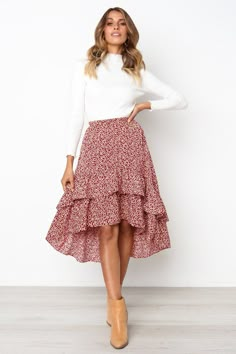 Princess Skirt, Rock Outfit, Short Sleeve Maxi Dresses, Trend Fashion, Unique Designers, Maxi Dress With Sleeves, Look Chic