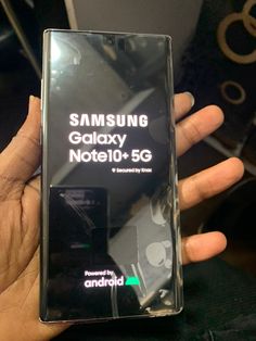 the samsung note10 + / 6g is in its packaging