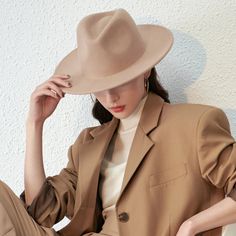 43557900222644|43557900681396 Flat Top Hats, Woolen Tops, Winter Flats, Wilde Westen, Womens Fedora, Rancher Hat, Big Hat, Felt Fedora, Female Girl