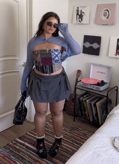 Euphoria Outfits Plus Size, Y2k Club Outfits Plus Size, Mid Size Festival Outfit, Plus Size Club Outfits Night Out Summer, Midsize Boho Fashion, Y2k Plus Size Fashion, Spring Concert Outfit, Cute Aesthetic Outfits, Sheer Top Outfit