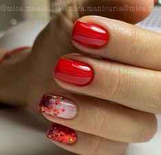 Red Nails Ideas Almond, Small Christmas Nails, Crveni Nokti, Cute Red Nail Ideas, Red Coffin Nail Ideas, Modern Ranch House Exterior, Small Ranch House, Manicure 2023, House Exterior Ideas