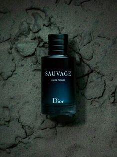 SAUVAGE Dior Cosmetics Moodboard, Perfume Collection Aesthetic, Luxury Perfume Women, Perfume Luxury, Best Perfumes For Women, Dior Parfum, Collection Aesthetic, Dior Sauvage