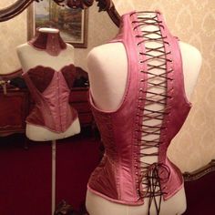 Corset For Large Bust, Interesting Corsets, Modern Corset, Beautiful Corset, Corset Fashion Outfits, Neck Corset, Corset Fashion, Corset Bra, 11k Followers