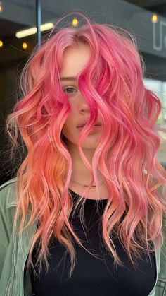 Bold Two Tone Hair Color Ideas Coral Hair Color Peaches, Pastel Sunset Hair, Dark Peach Hair Color, Pink And Peach Hair, Hair Color Ideas Light, Hair Color Ideas Pink, Coral Hair Color, Peachy Pink Hair