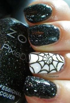 14 Spooky Halloween Nails Designs That Are Better Than Your Costumes Cute Nail Colors, Unghie Nail Art, Cute Halloween Nails, Nails Halloween, Halloween Nail Designs, Get Nails, Halloween Nail, Halloween Nail Art, Cute Nail Designs