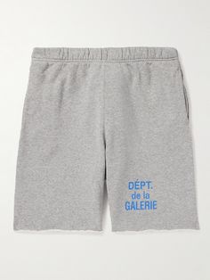 Gallery Dept. believes in celebrating imperfection. These fleece-back cotton-jersey shorts, for instance, have hems that are sliced to resemble cut-off sweats. They're finished with a French version of the brand's moniker Sweat Shorts Men, Gallery Dept, Shorts For Men, Shorts Men, Sweat Shorts, Drawstring Shorts, Mr Porter, Jersey Shorts, Fashion News