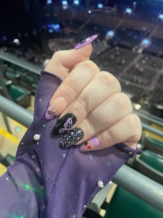 The nails at the tour!!! #oliviarodrigo #nailart #nails #guts #gutsnails Guts Nails Ideas, Guts Tour Nail Ideas, Heartstopper Nails Ideas