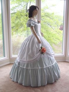 Southern Belle Dress, Belle Dresses, Ball Gown Dress, Victorian Costume, Old Fashion Dresses, Belle Dress, Old Dresses, Antique Dress