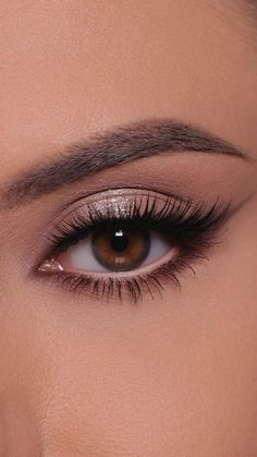 Grey Brown Eyeshadow, Hair And Makeup Ideas, Smokey Eye Makeup Steps, Eve Makeup, Maquillage On Fleek, Creamy Eyeshadow, Smokey Eye Makeup Tutorial, Formal Makeup